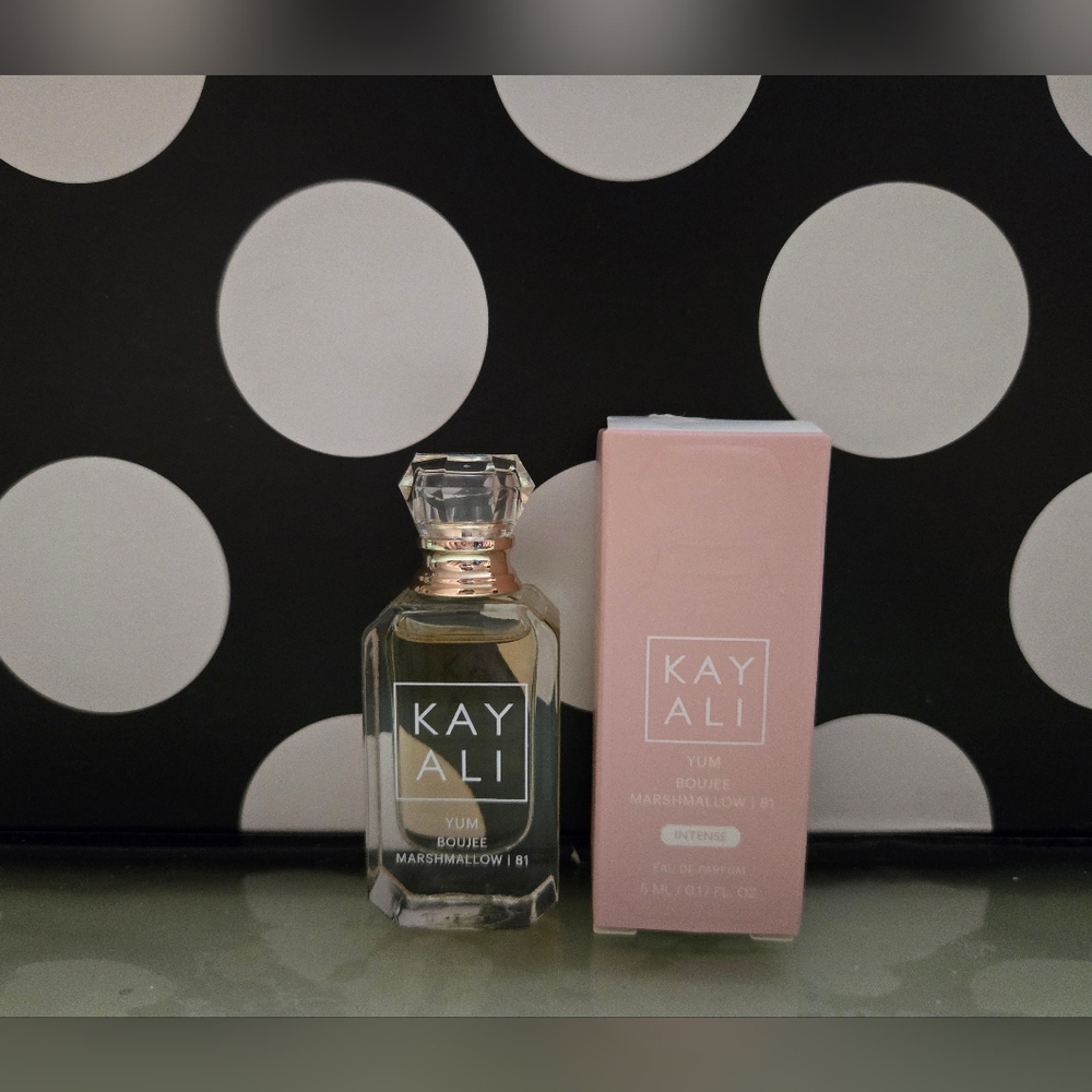 ✨️Kayali Yum Boujee Marshmallow EDP✨️